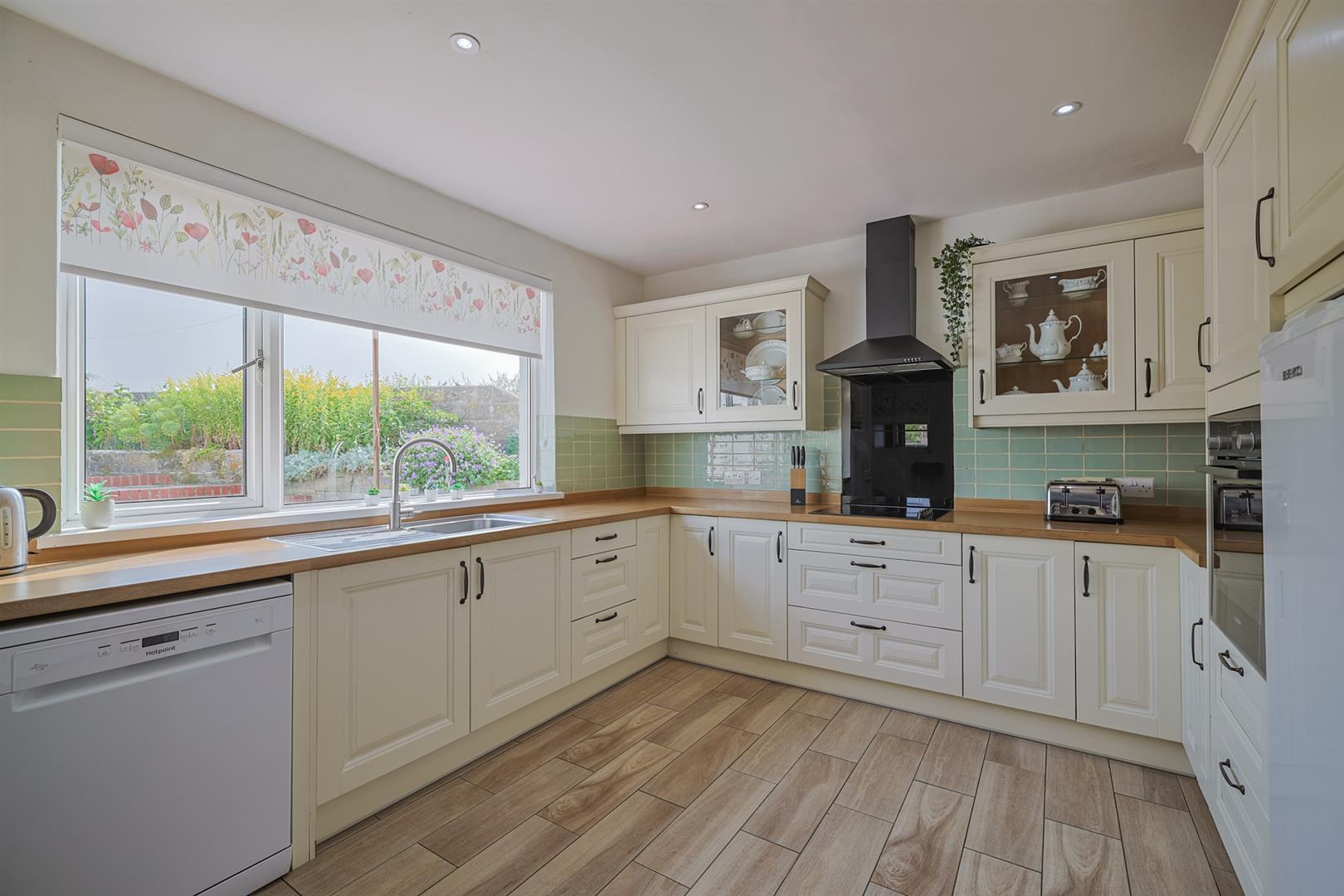 Berry, Reynoldston, Swansea, SA3 1BB